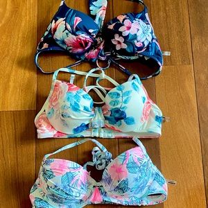 Set of 3 bikini tops!🥰